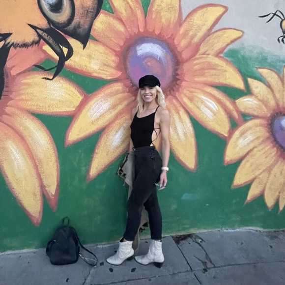 IRY - Picture 4 of 5